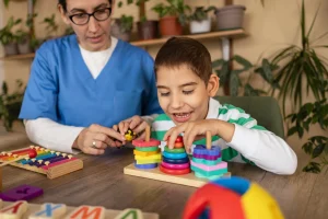 نقش کاردرمانی ذهنی در رشد کودکان